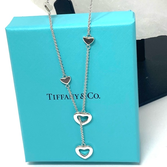Tiffany & Co. Jewelry - - Authentic Tiffany& CO. Heart Link Lariat pendant Necklace: